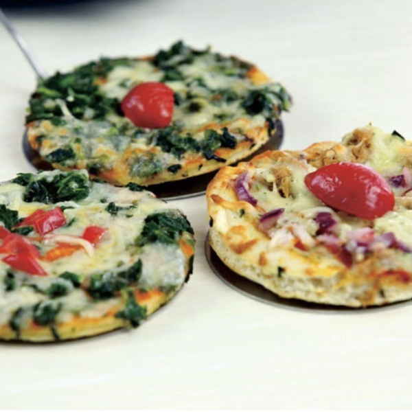 OHMEX Four à pizza Dôme en terre cuite 6 personnes, 1100W – Image 3